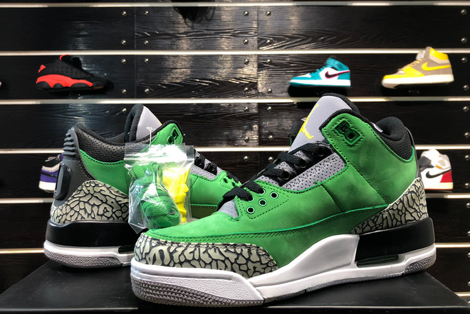 Air Jordan 3 Tinker Oregon Duck PE Shoes